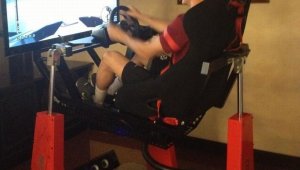 Автоапаши оставиха Поршето на Левандовски на трупчета