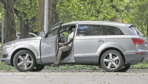 Откраднаха три автомобила на футболист на Хановер