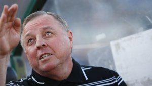 Тарханов няма да води Славия и днес