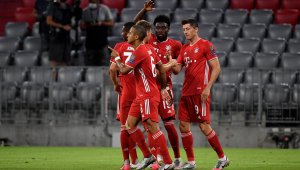 Байерн трябва да е много зле, за да отпадне от Барса