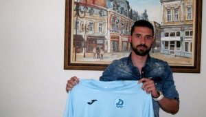 Нов българин отиде в клуб от Армения 