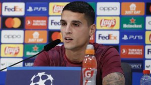 Бивш играч на Тотнъм и Рома се отказа, става треньор