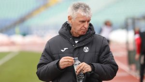 Локо София започна с трима нови