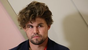 Българин победи Магнус Карлсен на шах и си свали гащите от радост + ВИДЕО