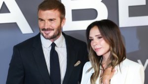 Бруклин съсипа Бекъмови за Коледа + СНИМКИ