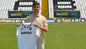 Славия пътува с Илиян Стефанов и Георги Петков до Варна