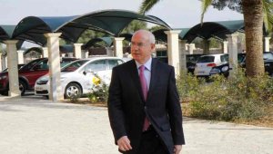 Шеф на Бетис призна: От Барса ни питаха за Себайос