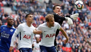 Тотнъм обърна Лестър с 5:4 в луд мач