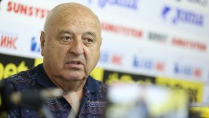 Бат' Венци побесня: Продавам Славия! Свалям шапка на Левски!
