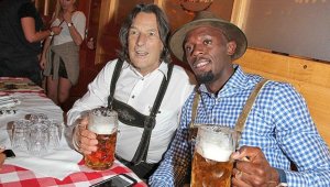 Болт посвети златния си медал на бившия лекар на Байерн