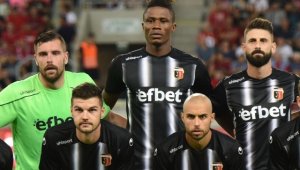 Страсбург трепери: Дадоха еднодневна виза на Езе