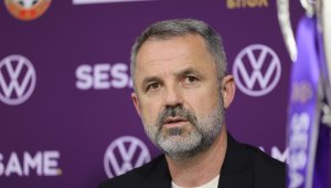 Локо Пловдив вдига две звезди за баража
