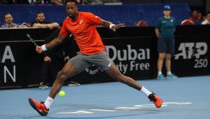 Гаел Монфис куфее след победата над Циципас в София