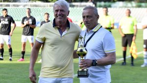 Наградиха Илиан Илиев за треньор №1 за миналия сезон