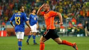 Подарък за Снайдер, ФИФА му присъди още един гол срещу Бразилия