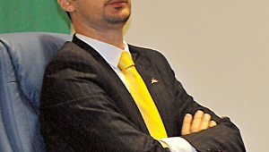 Топалов с четвърто поредно реми в турнира за титлата
