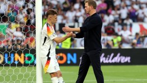 Кимих става капитан на Германия