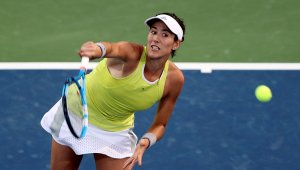 Сензация в Индиън Уелс! Анонимничка елиминира Мугуруса на старта
