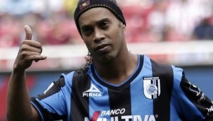 Падение: Роналдиньо тръгна по пътя на Бъфало Бил