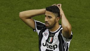 Кедира разкри какво не харесва във FIFA 18 + СНИМКА