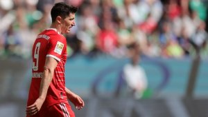 Става страшно за Левандовски: Играчите на Байерн му скочиха зверски