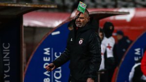 Стойчо показа достойнство! Извинил се на съдиите за избухването си