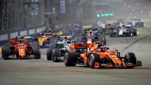 Отново радост в червено! Фетел пред Льоклер в Сингапур, провал за Мерцедес