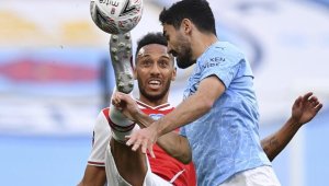 Обамеянг напуска Арсенал в събота? Барса и Интер с готови оферти 