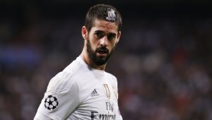 Милан се пробва за Иско 