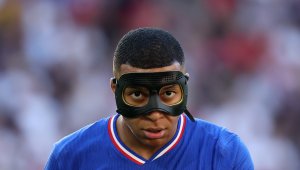 Мбапе на един гол от Мишел Платини