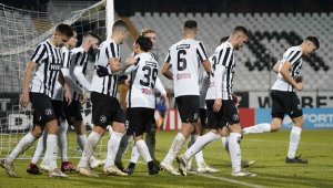 Локо Пловдив рискува да изпусне доста от звездите си