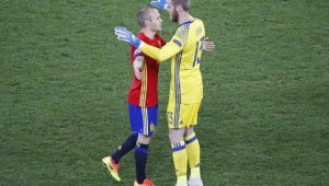 Порнозвезда спасява Де Хея