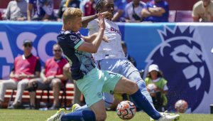 Интересно! Барса ще пазарува от....Хъл Сити