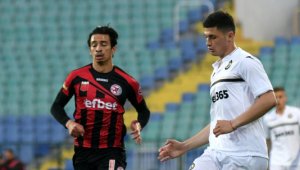 Славия удари Нафтата и е на крачка от оцеляване + ВИДЕО