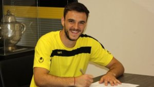 Защитник избра Славия пред Левски