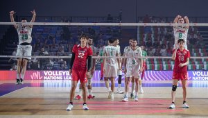 България смаза една от големите волейболни сили с 3:0!