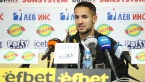 Боби Цонев закопа клубния си тим в Китай с пропусната дузпа