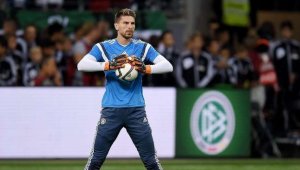 Рон-Роберт Цилер - милионерът на пейката