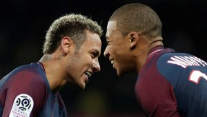 Късметлии! Два автогола оставиха ПСЖ с пълен актив