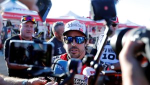 Алонсо с големи проблеми на рали Дакар