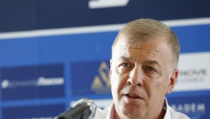 Наско Сираков го закъса: Левски няма нито лев за заплати