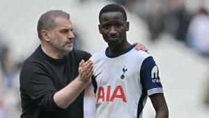 За да вземат трофей? Пренасрочиха мача на Тотнъм с Астън Вила