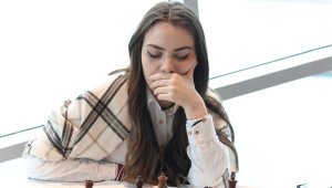 Нургюл Салимова матира монголка в Казахстан