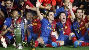 Ювентус търси място в Клуба на 3-умфалните