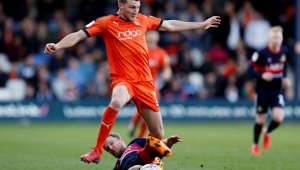 Борнемут с трансферен удар