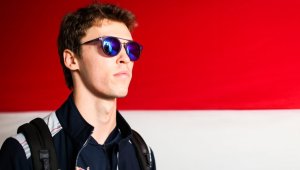 ОФИЦИАЛНО: Дани Квят пак ще кара за Торо Росо