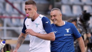 Голяма красавица роди от сръбски национал + СНИМКИ