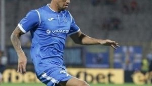 Лидерът в Турция вади пачки за Обертан