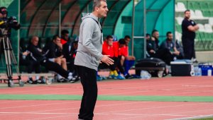 Берое тества алжирец и двама французи