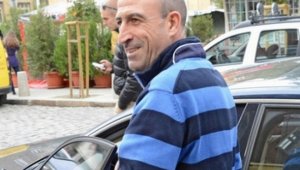 Лечков, подай оставка и не ни занимавай със себе си!